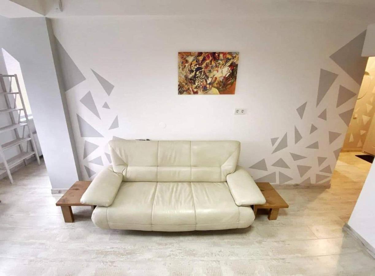 Fantastic Central Apartment Chisinau Exterior foto